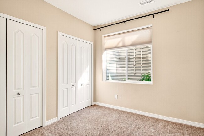 Building Photo - 5279 Mount Cutler Ct