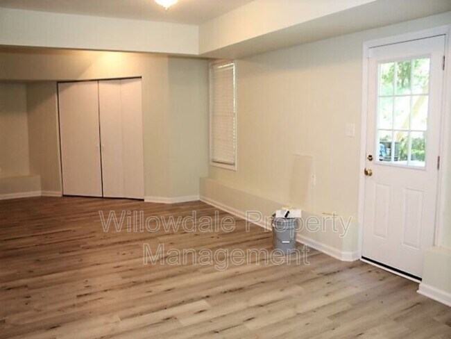 Building Photo - 1420 Opal Ct