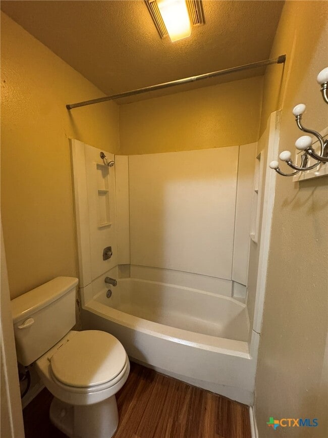 Building Photo - 205 Wingate Ct