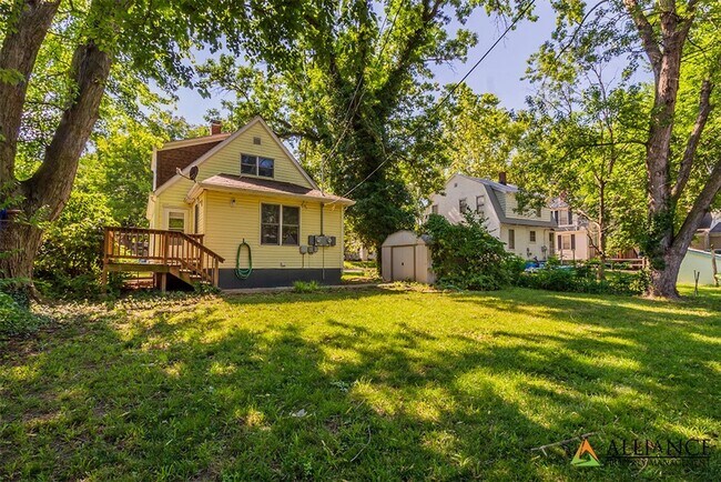 Building Photo - 1404 Legore Ln