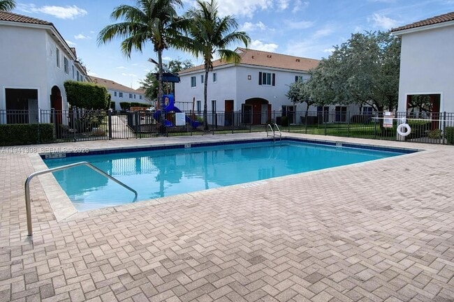 Building Photo - 17347 NW 7th Ave