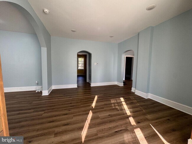 Building Photo - 208 Vineyard Rd