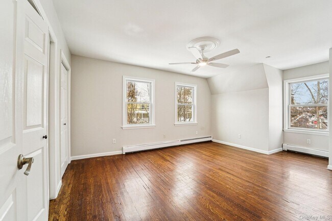 Building Photo - 60 Elysian Ave