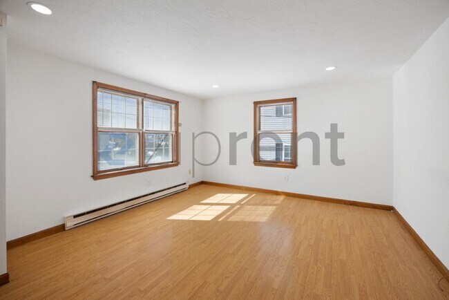 Building Photo - 3 Watson Ave