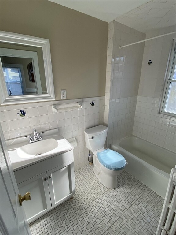Building Photo - 253 Whitwell St