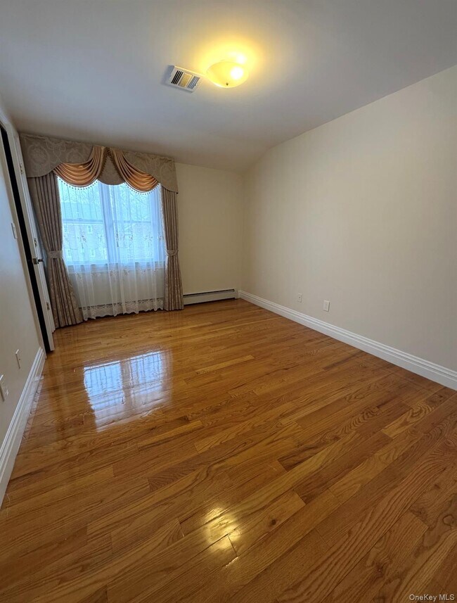 Building Photo - 253-12 58th Ave