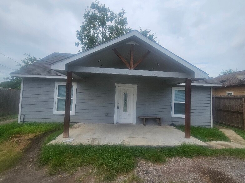 Primary Photo - 7909 Brutus St
