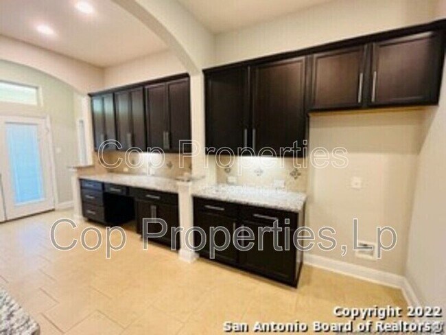 Building Photo - 8221 Dublin Forest