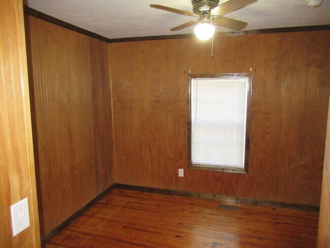 Building Photo - Nice 2 bedroom home located in Lincolnton