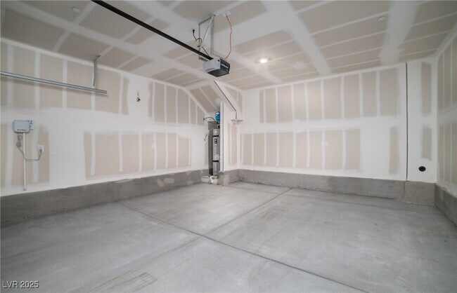 Building Photo - 6832 Sunflower Flds St