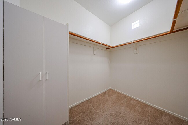 Building Photo - 3221 N 37th St