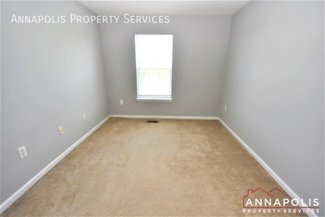 Building Photo - 1967 buckwheat court