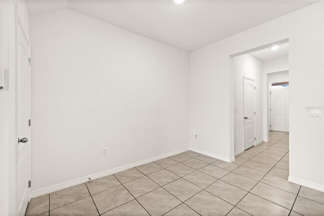 Building Photo - 1264 Draintree St