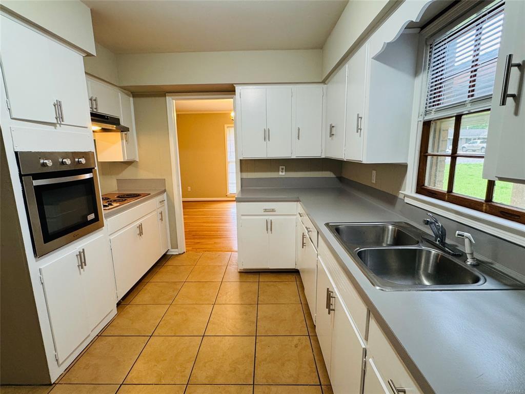 Building Photo - 3253 Windwood Dr