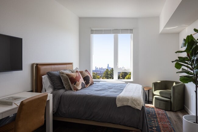 Building Photo - ArtHaus Ninth