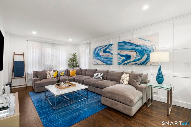 Building Photo - 70 Strawberry Hill Ave