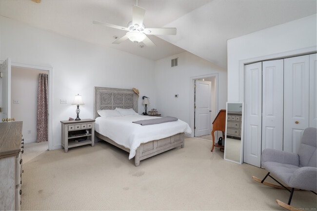 Building Photo - 266 Old Forge Rd