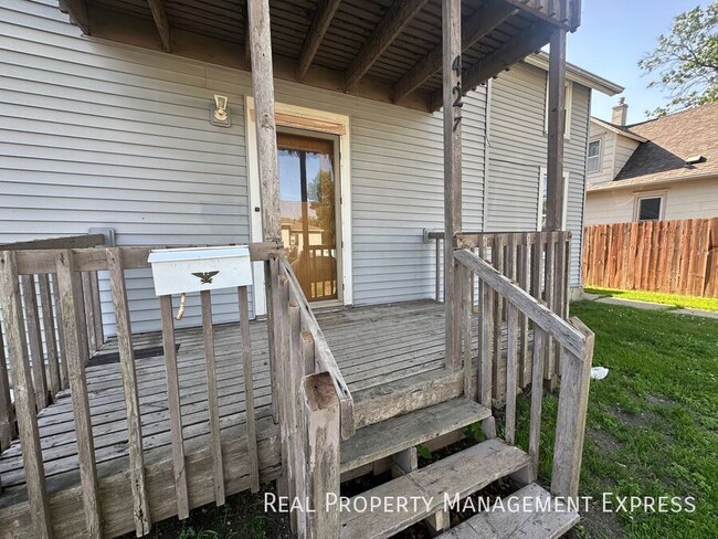 Building Photo - 1 Bed 1 Bath Main-Level Living in Sioux Falls