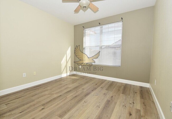 Building Photo - 8555 W Russell Rd