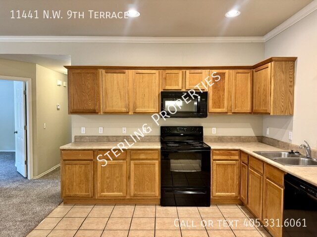 Building Photo - 11441 NW 9th Terrace