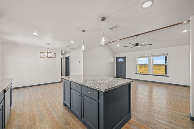 Building Photo - 8536 E County Rd 5500