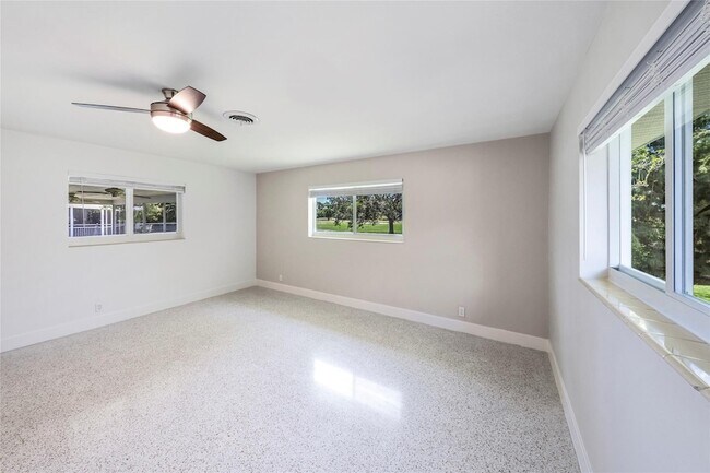 Building Photo - 3140 Calle Largo Dr