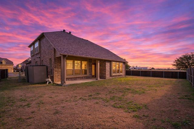 Building Photo - 4201 Oak Bluff Dr