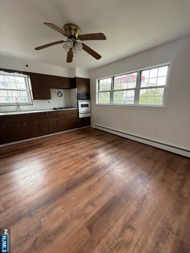 Building Photo - 220 1st St