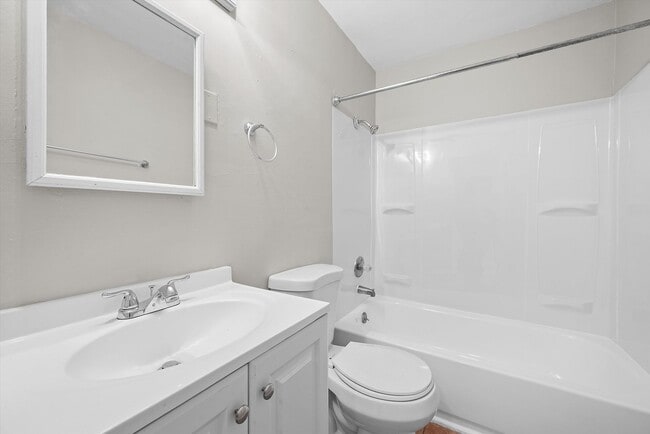 Building Photo - 7700 W Kentucky Ave