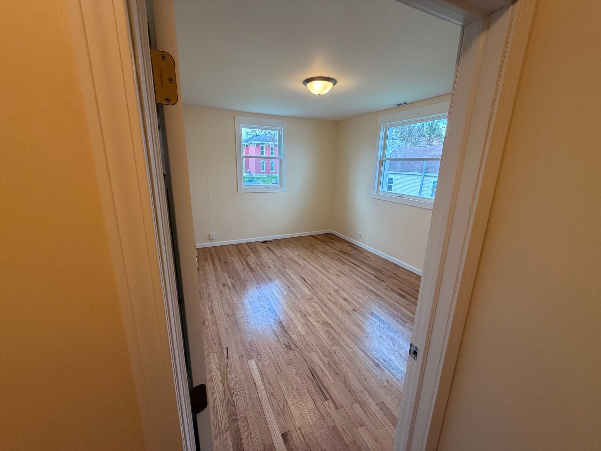 Front bedroom - 214 Perry St