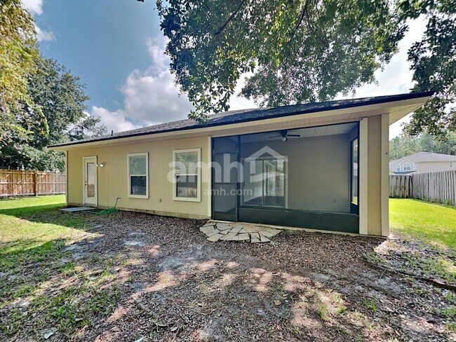 Building Photo - 1347 Ivyhedge Ave