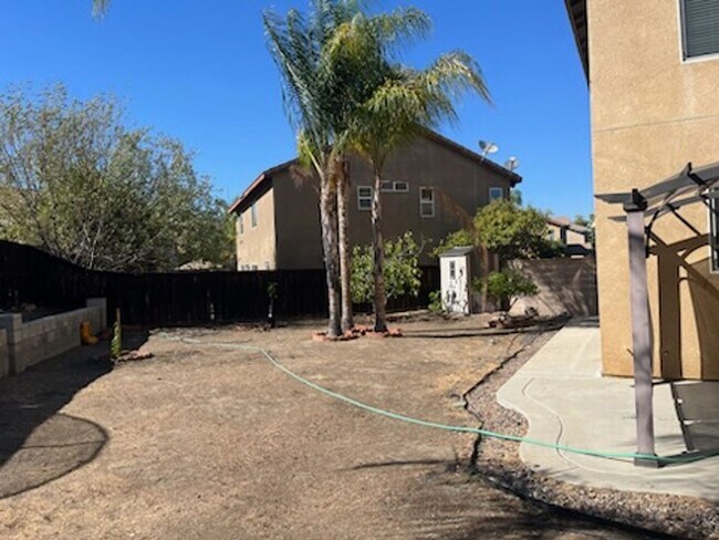 Building Photo - Rancho Bella Vista 3 bedroom on quiet cul-...