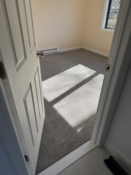 Building Photo - 4515 Nesconset Hwy