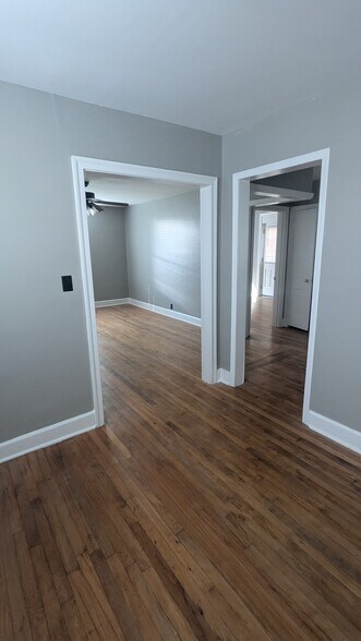 Building Photo - 613 Vantrease Rd
