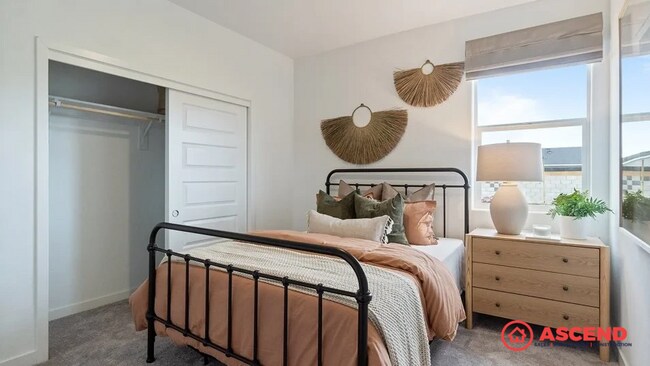 Building Photo - Stunning Newly Built Home In Gossamer Grove!