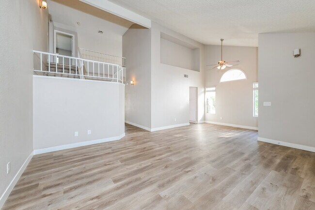 Building Photo - 2043 Angel Falls Dr