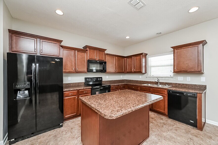 Building Photo - 1112 Moonriver Cove