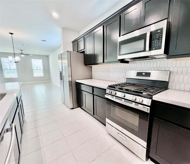 Building Photo - 1656 Coral Sunrise Trl