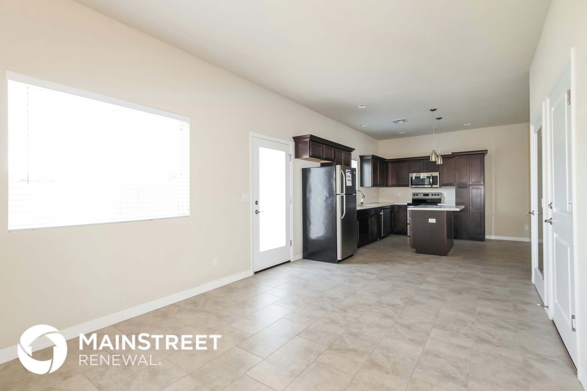 Building Photo - 2000 N 36th St