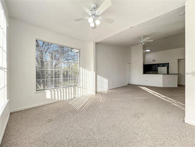 Building Photo - 13028 Plantation Park Cir