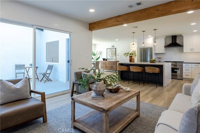 Building Photo - 15271 Yorkshire Ln