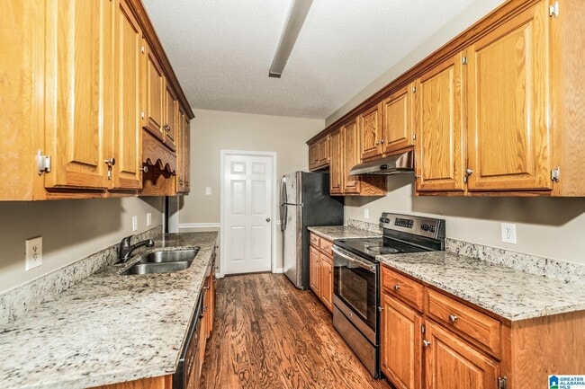 Building Photo - 209 Ashford Dr