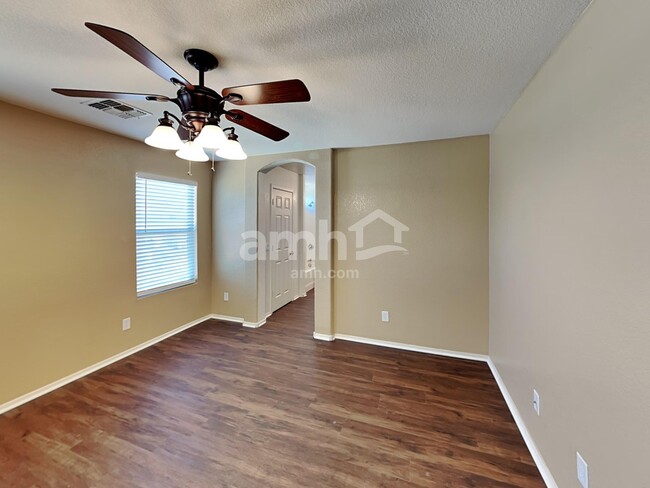 Building Photo - 4854 E Meadow Mist Ln