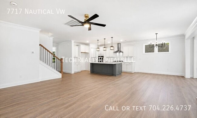 Building Photo - 7717 Nautical View