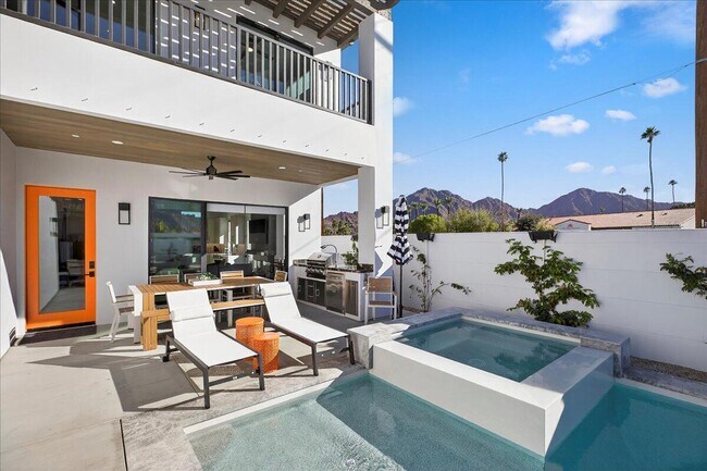 Building Photo - 51116 Avenida Mendoza