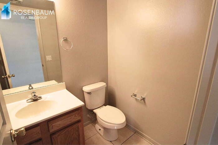 Building Photo - 13211 S Kin Cir