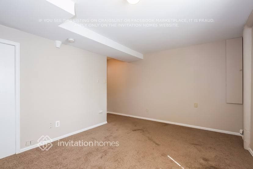 Building Photo - 5388 E 129th Ave