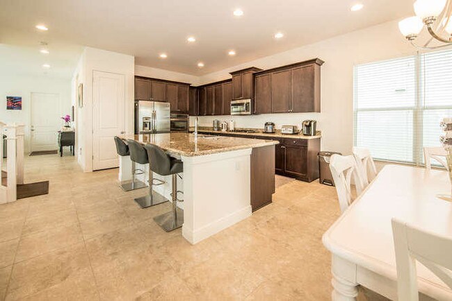 Building Photo - 4029 Faraday Wy