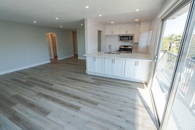 Interior Photo - 17 Northstar Street