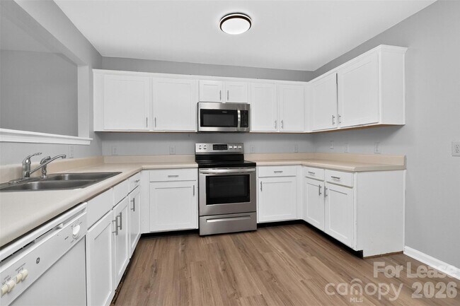 Building Photo - 7348 Mitzi Deborah Dr